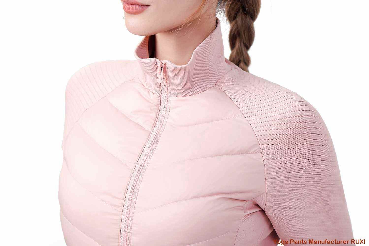 Body de entrenamiento con pantalones cortos para mujer Body de entrenamiento con pantalones cortos para mujer