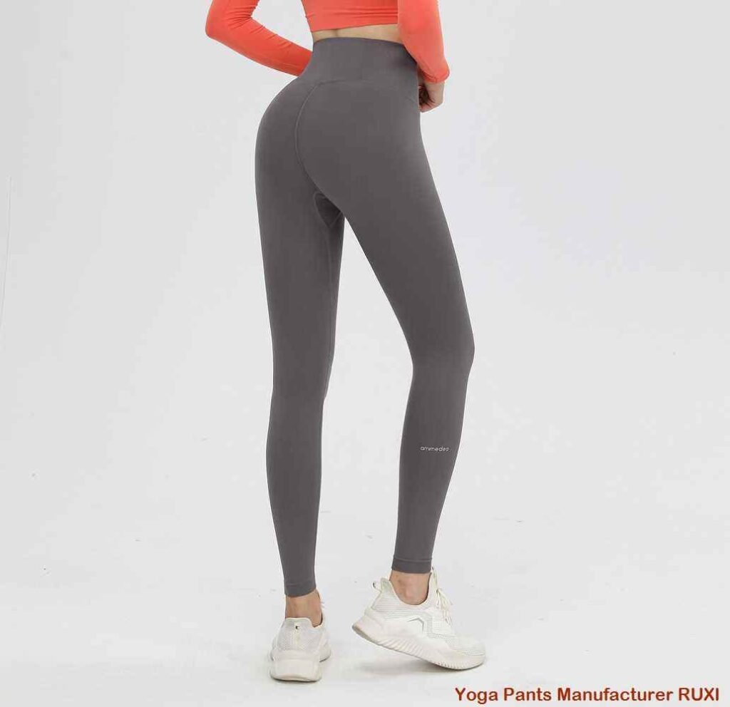 Pantalones cortos deportivos negros con bolsillos Ruxi