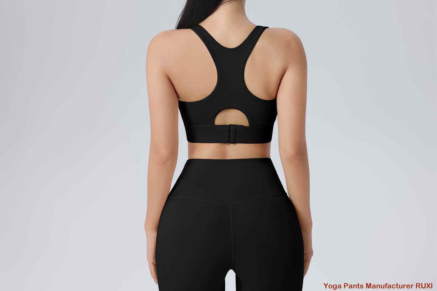 Sujetador deportivo de escote redondo cómodo y con soporte Sujetador deportivo de escote redondo cómodo y con soporte